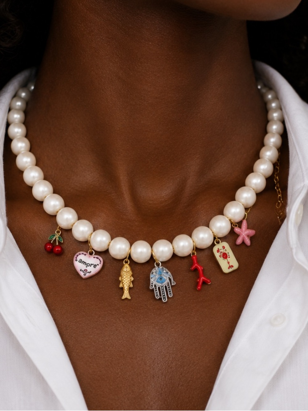 New! Y2K White Iridescent Beaded Charm Necklace 5011